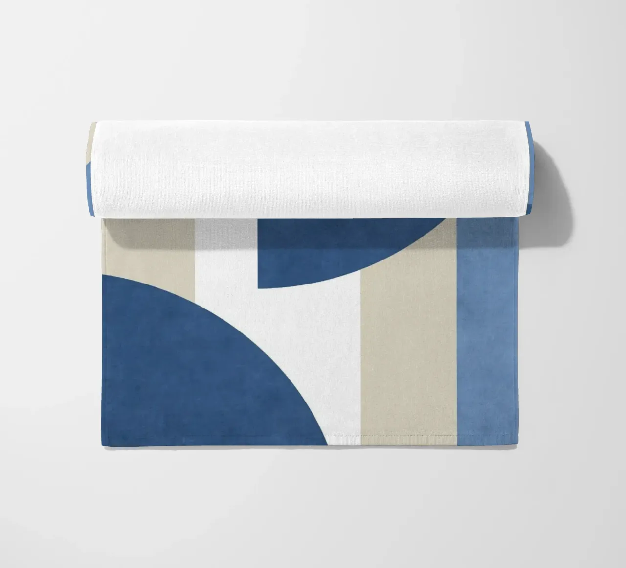 Composizione colorblock a mezzaluna - Blu telo mare da MoonlightPrint