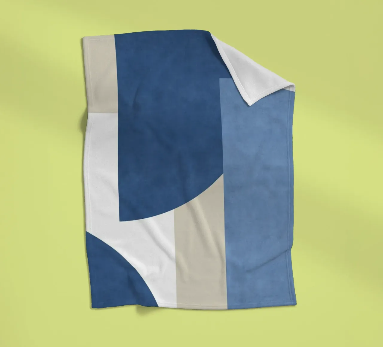 Composizione colorblock a mezzaluna - Blu coperta in pile da MoonlightPrint