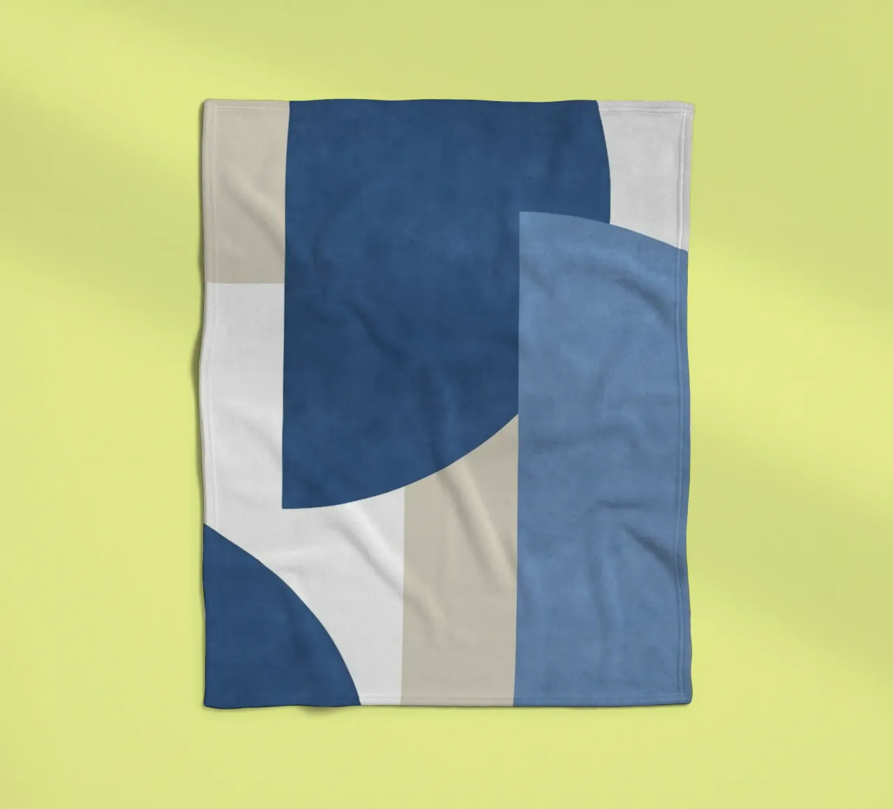 Composizione colorblock a mezzaluna - Blu coperta in pile da MoonlightPrint