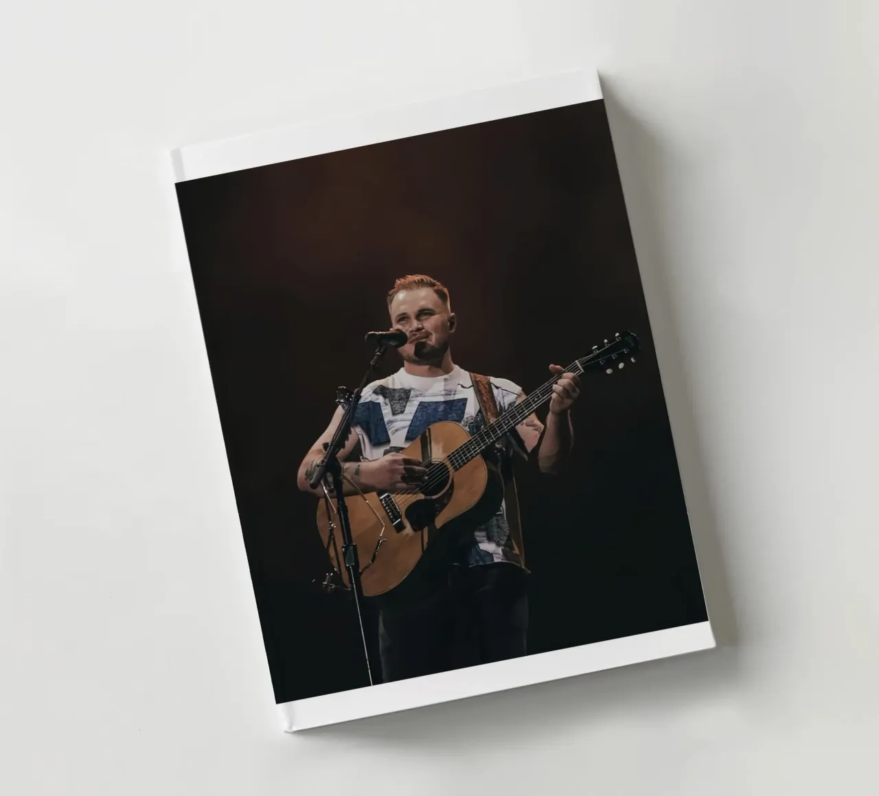 Live Perfrom Zach Bryan notebook by guesmatarko
