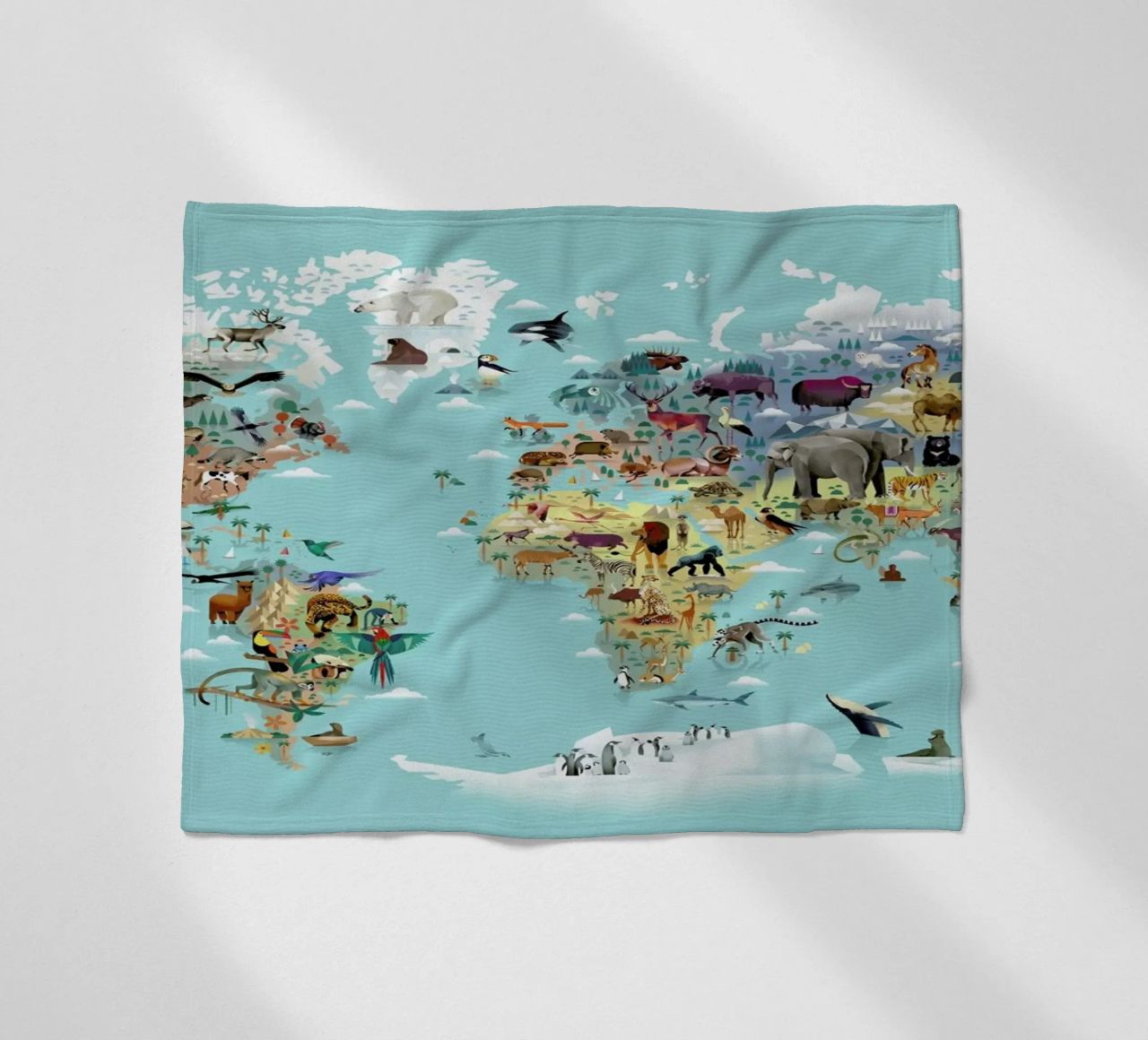 Worldmap Of Animals coperta in pile da Dieter Braun