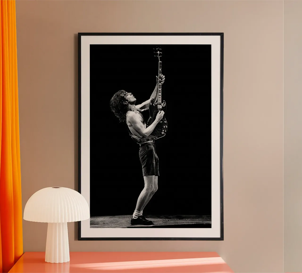 Young Angus poster da Attaboy Dsgn