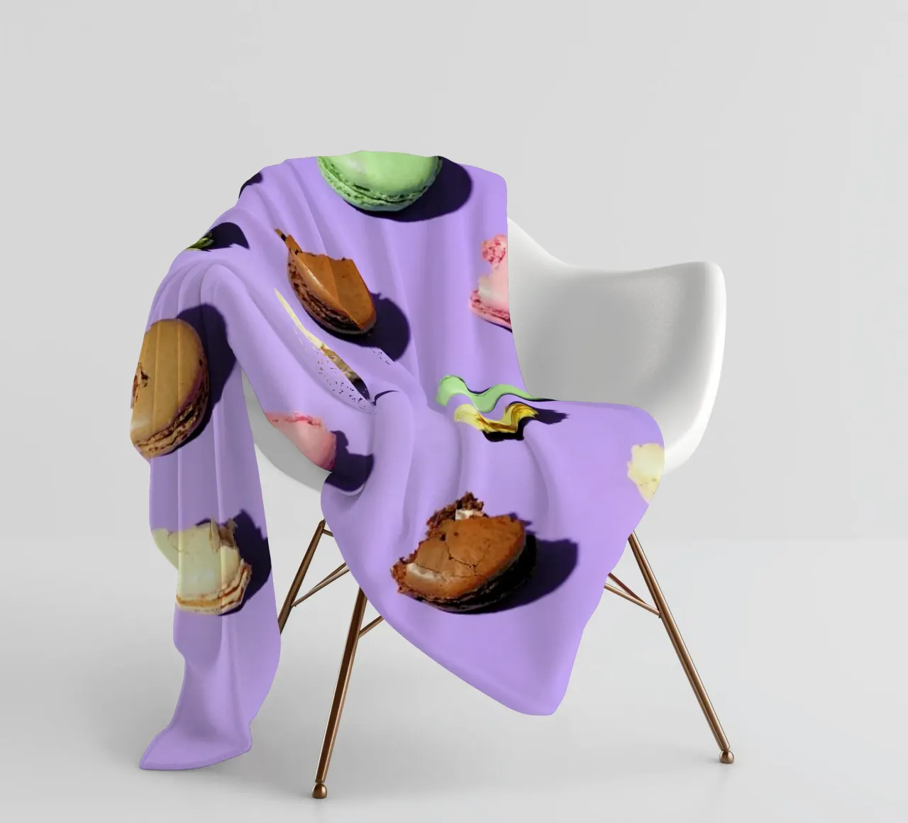 Macroons Fleecedecke von Kyla Elaine