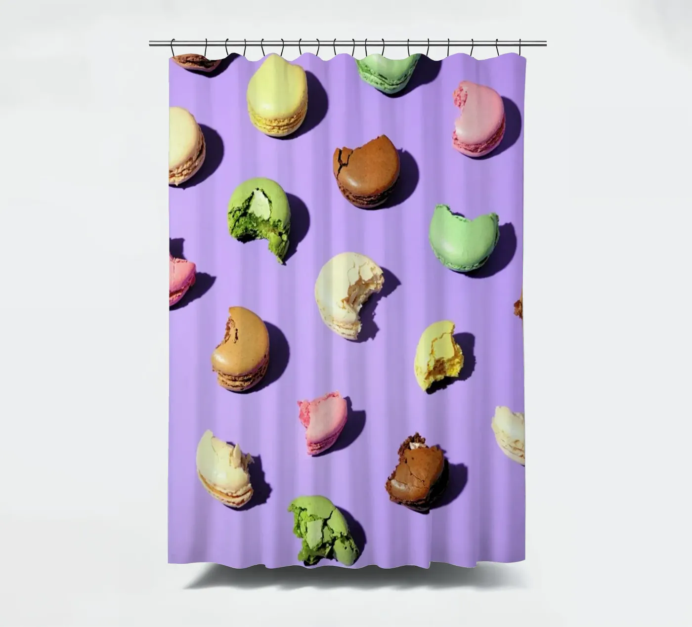 Macroons douchegordijn van Kyla Elaine