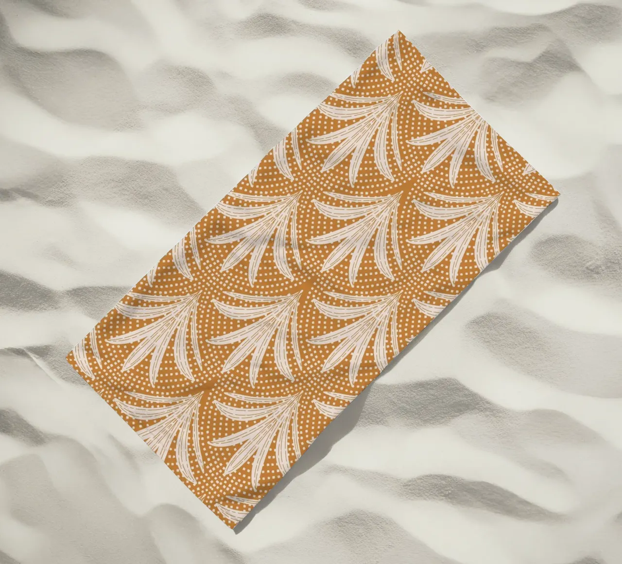 Palm Radiance - Boho Rustic Caramel Brown telo mare da susanacosta