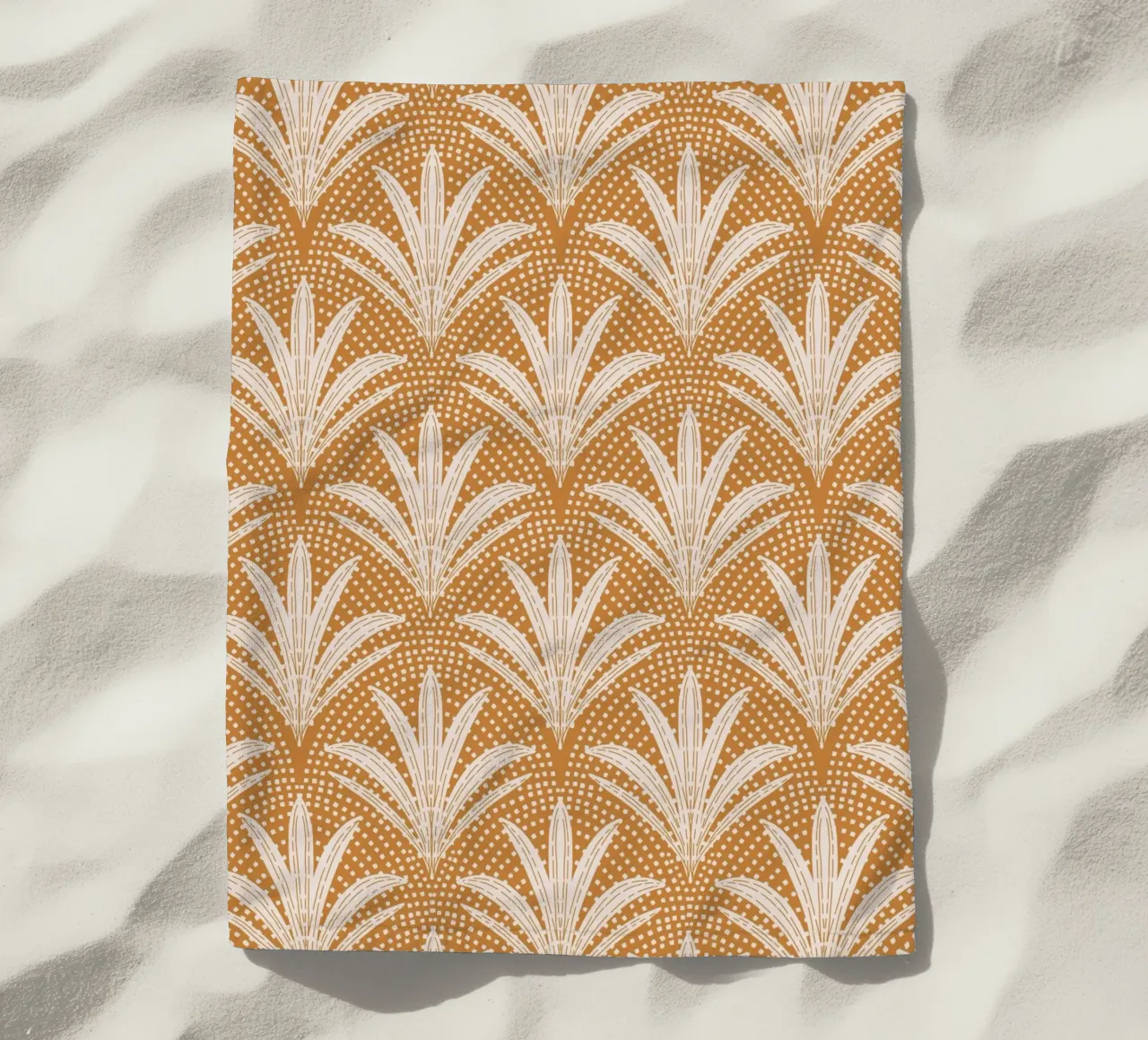 Palm Radiance - Boho Rustic Caramel Brown telo mare da susanacosta