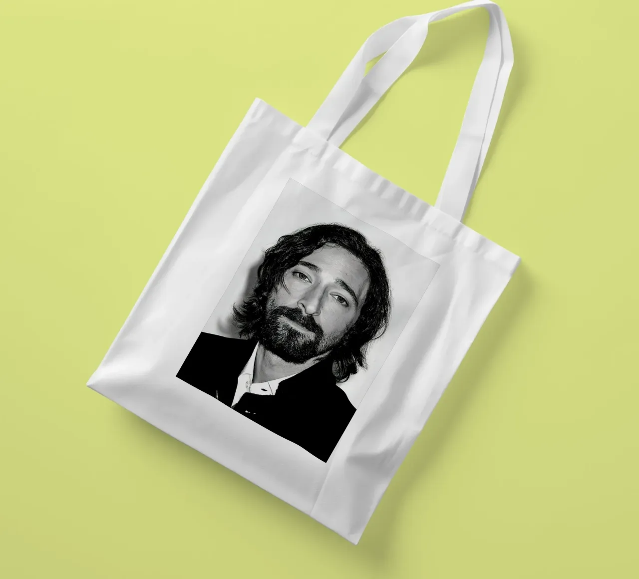 Adrien Brody d'epoca borsa in juta da Beth Pop Culture
