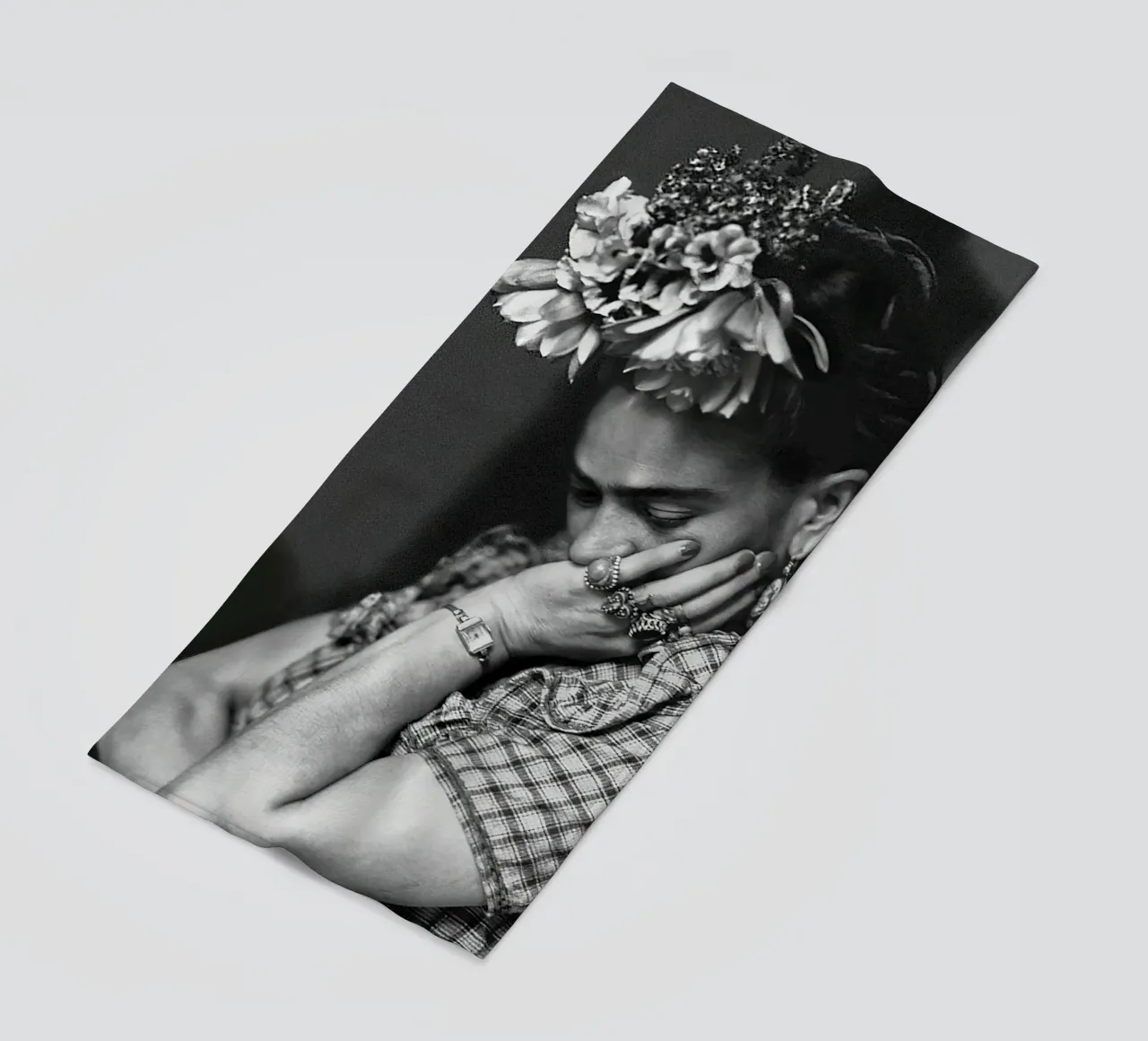 Frida Kahlo B&N telo mare da Beth Pop Culture