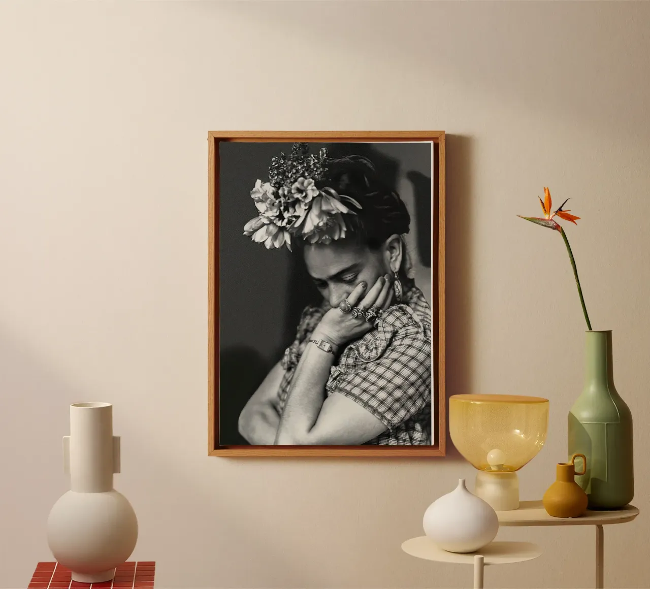 Frida Kahlo B&N tela con Cornice a cassetta da Beth Pop Culture