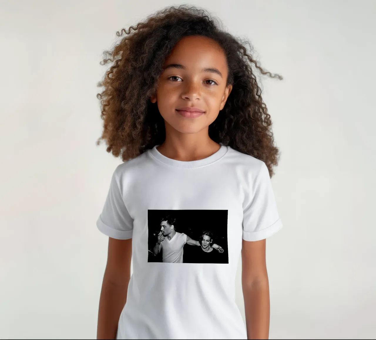Johnny Depp e Winona Ryder in un classico t-shirt bambini da Beth Pop Culture