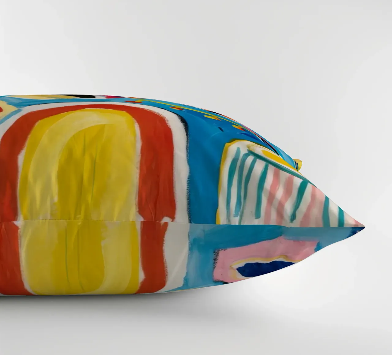 Ballo ovale ceruleo cuscino da Sublime Layers