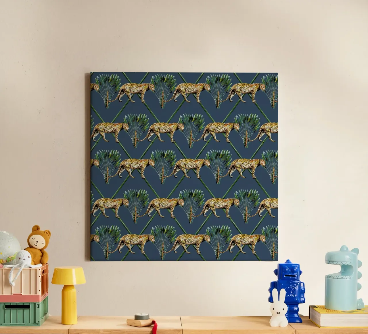 Panther Palm Leinwand mit Schattenfugenrahmen von Femke Zwaan
