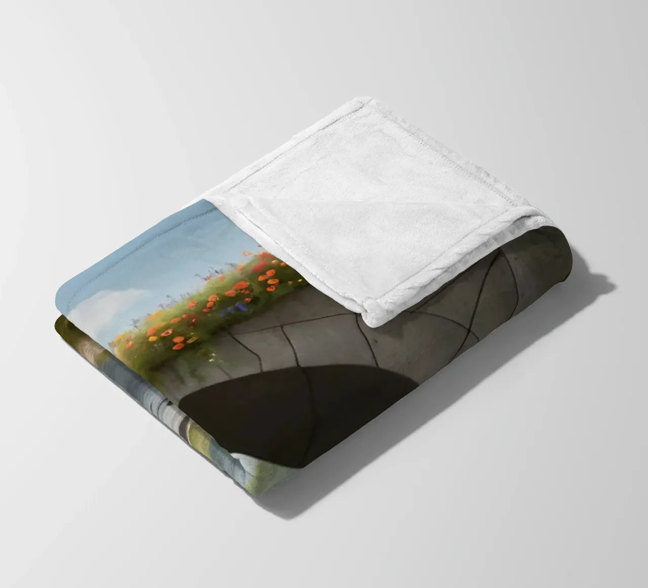 Un ponte tranquillo ornato di fiori selvatici attraversa coperta in pile da DesignDoodle