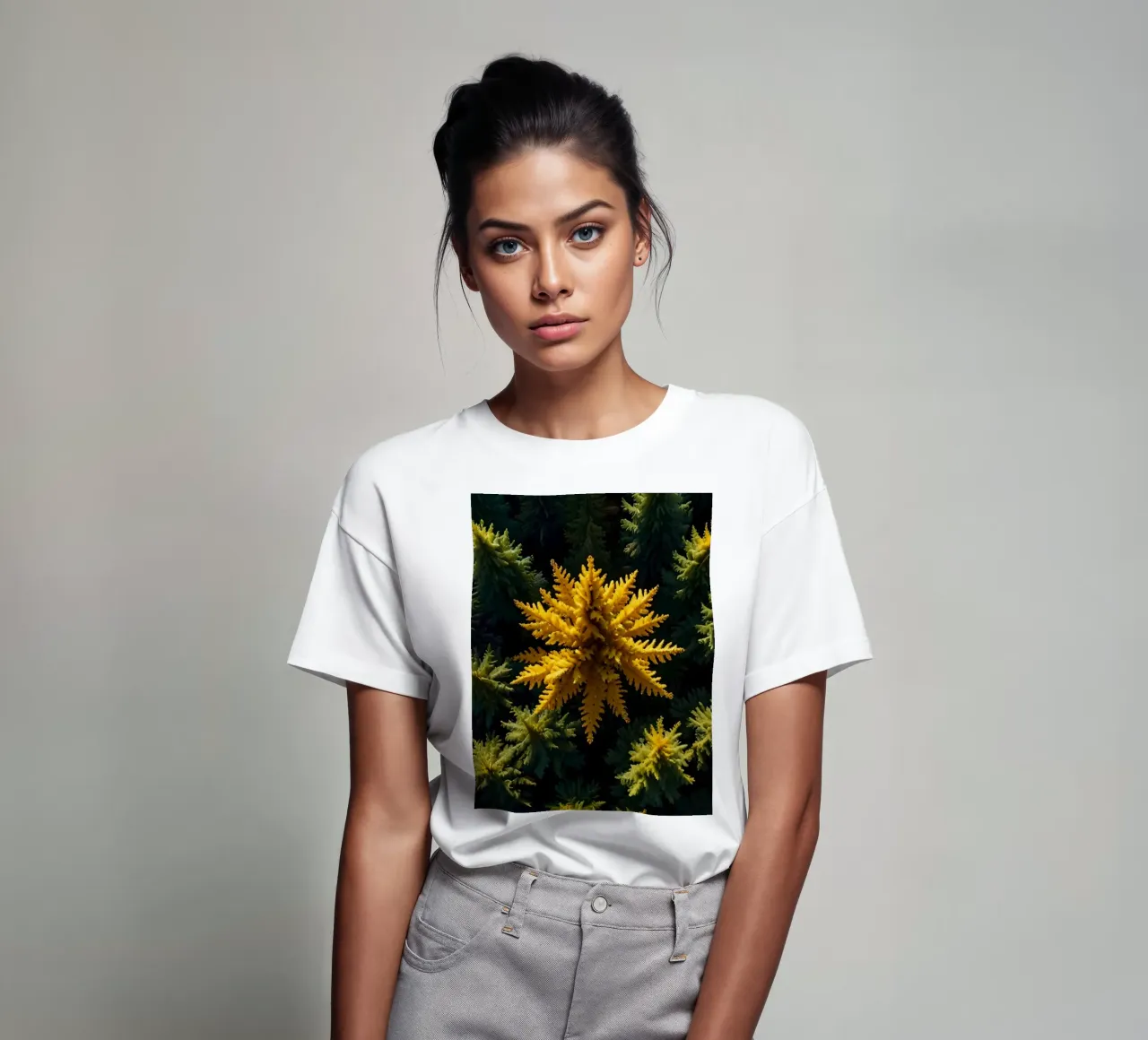L'albero giallo spicca tra le conifere verdi e tranquille. t-shirt da DesignDoodle