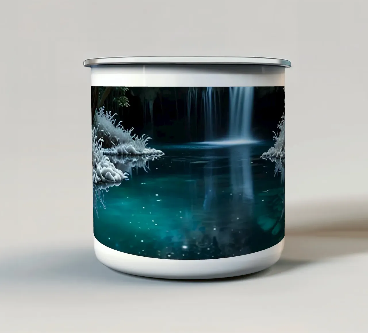 Una serena cascata invernale che brilla sotto la luce della luna in tazza in smalto da DesignDoodle