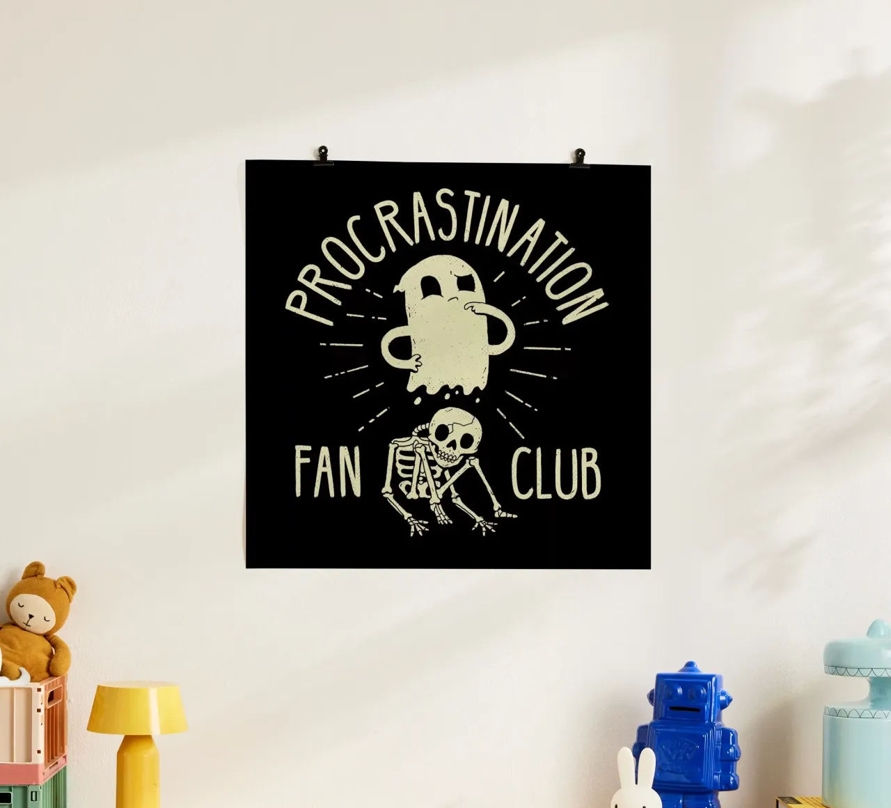 Procrastinate poster con telaio in legno da DinoMike