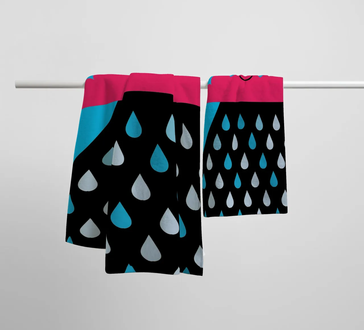 Nuvole di pioggia asciugamano da bagno da LOOK DIFFERENT