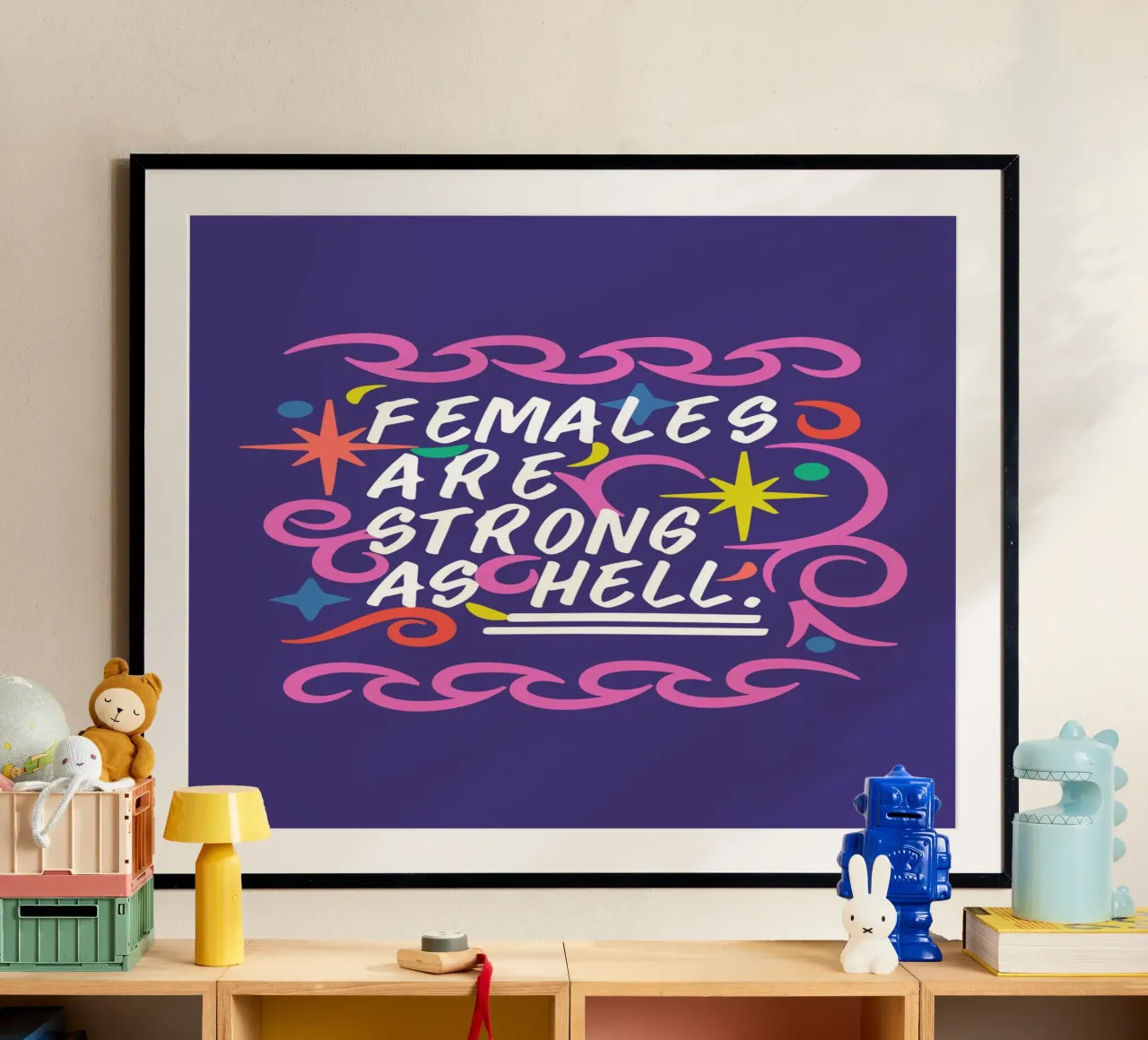 Le femmine sono fortissime. poster con telaio in alluminio da Mariery Young