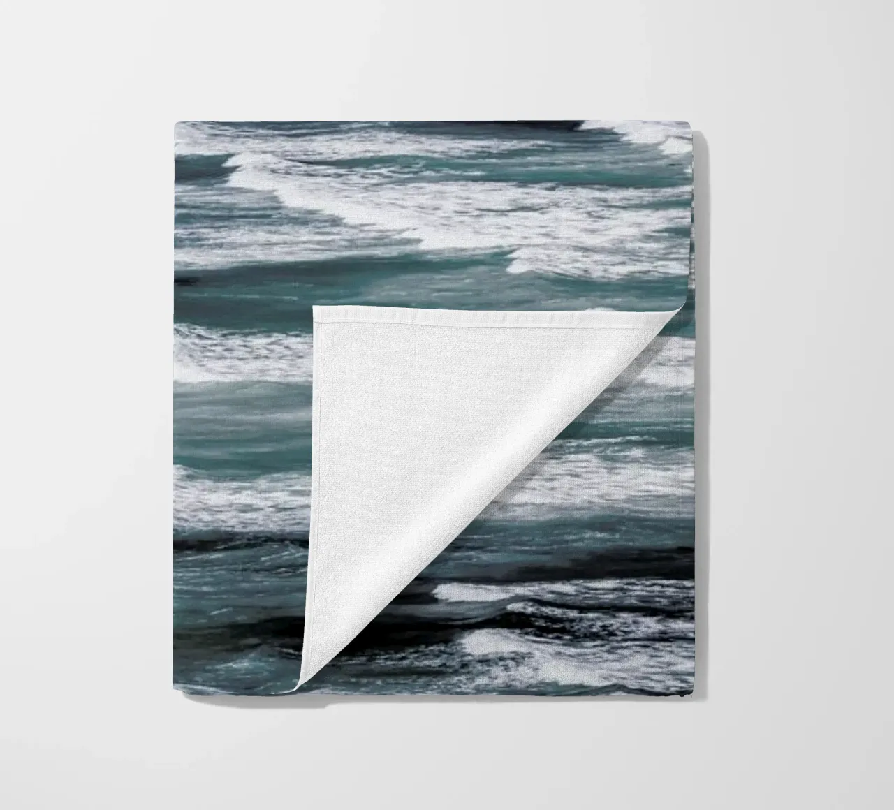 Infinite Waves 02 Strandtuch von Shot By Clint