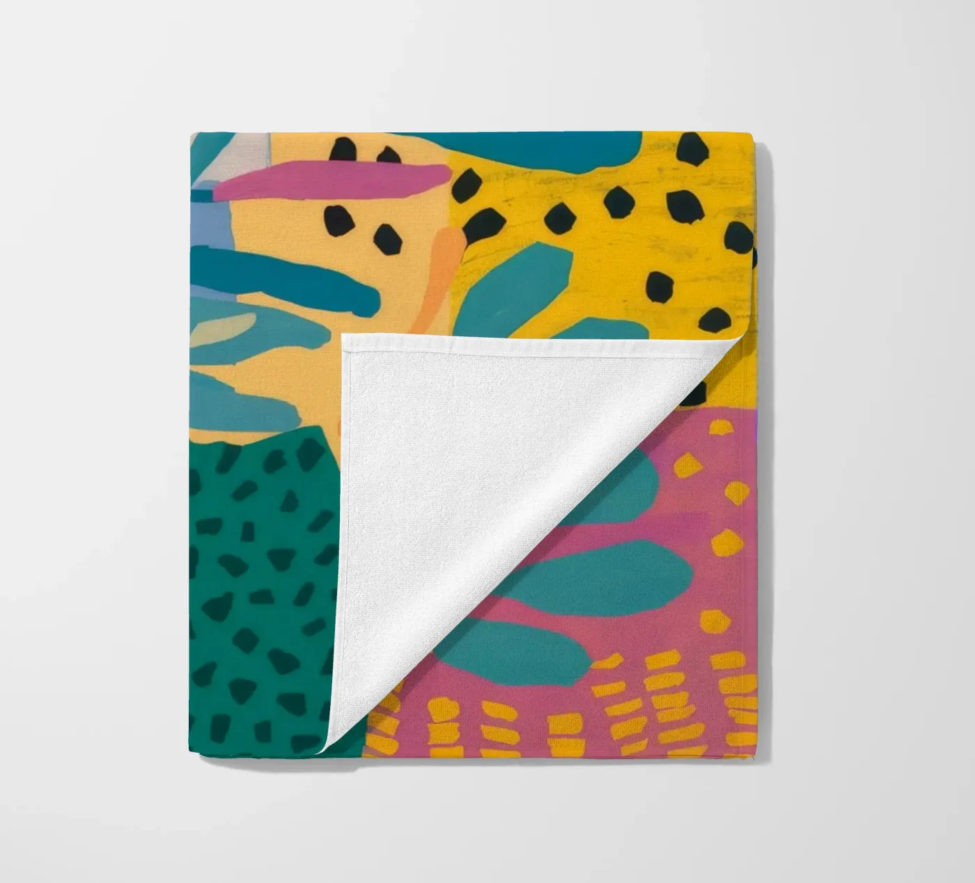 Patchwork Garden Flow beach towel by Zep Layers