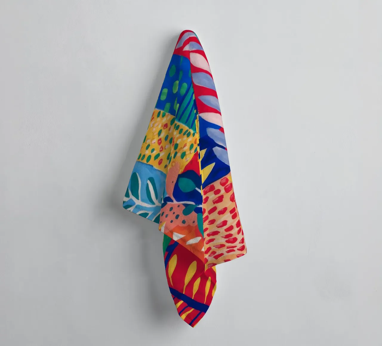 Patchwork Jungle Tapestry towel by Zep Layers