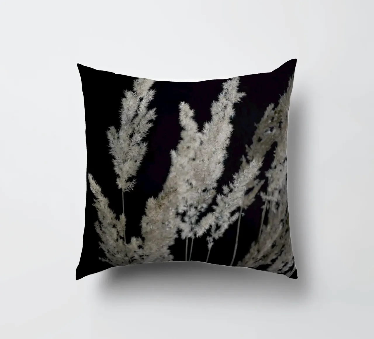 Perfect Pampas In The Dark cuscino da Studio Nahili