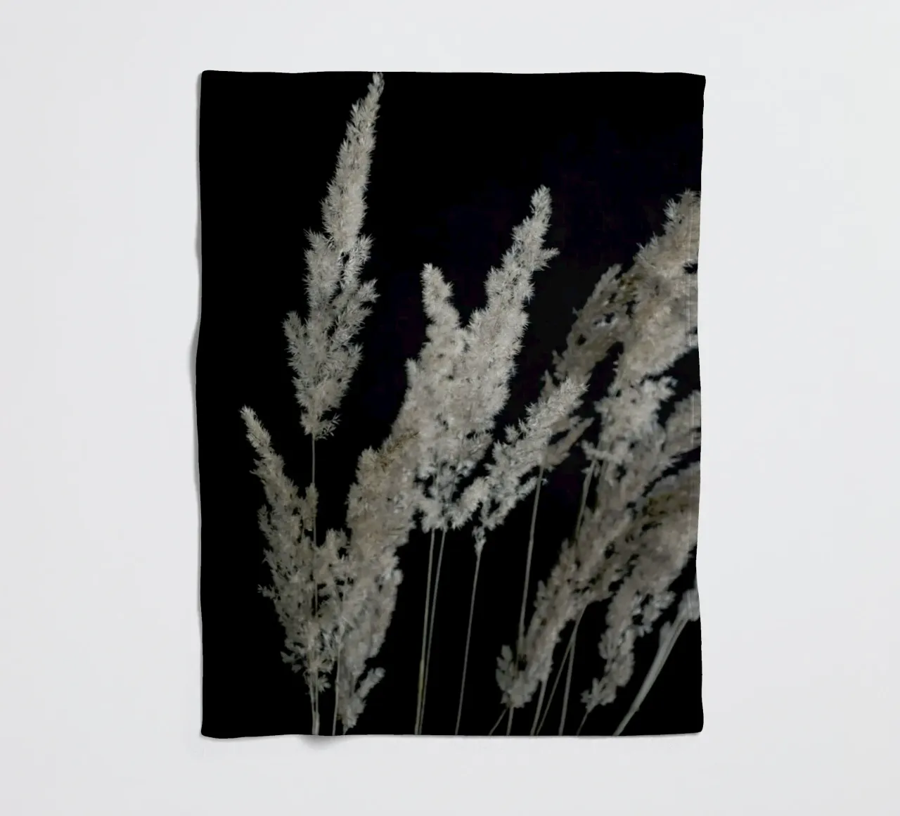 Perfect Pampas In The Dark coperta in pile da Studio Nahili