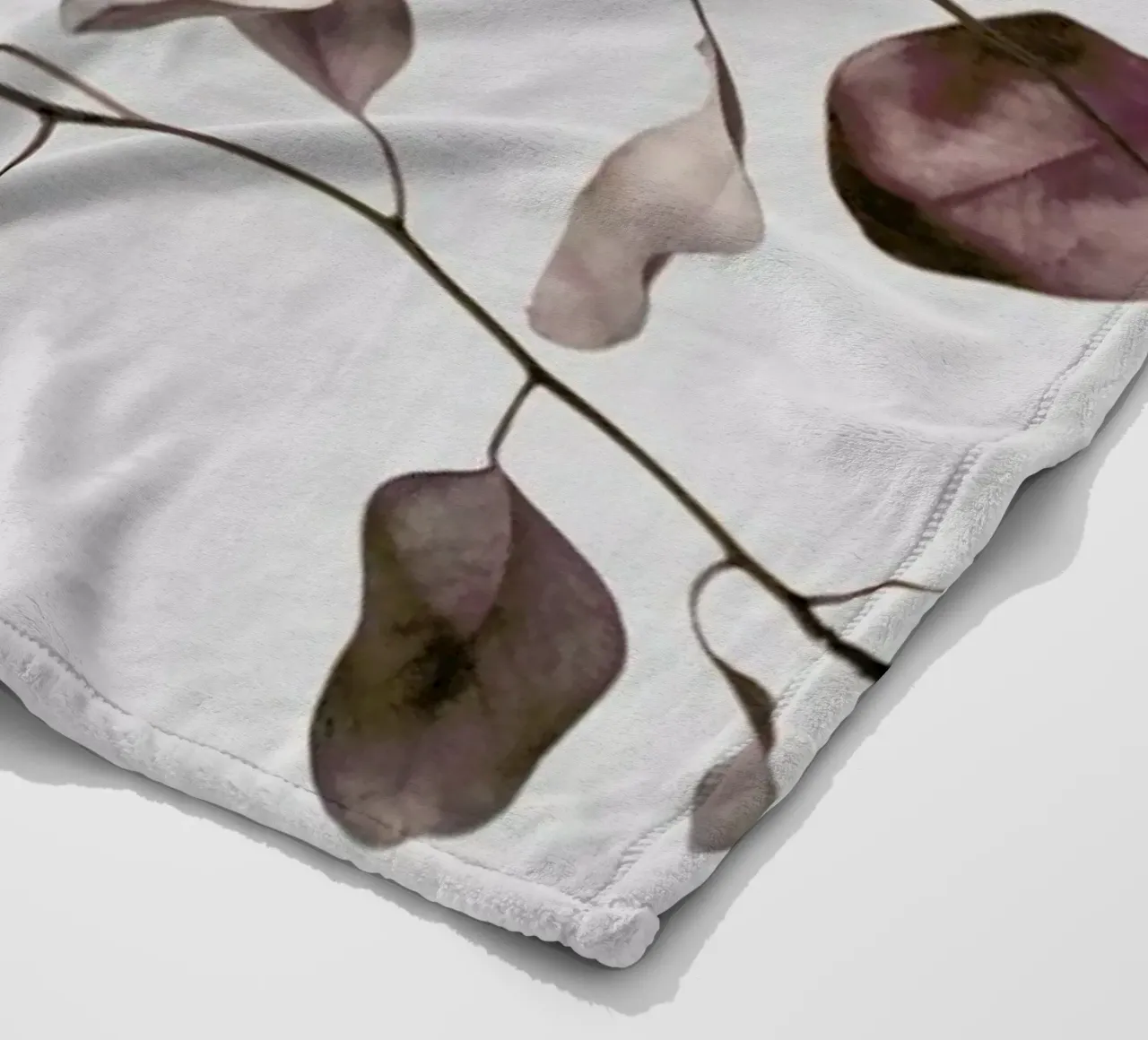 Red Purple Peach Dried Eucalyptus Branches manta de franela de Studio Nahili