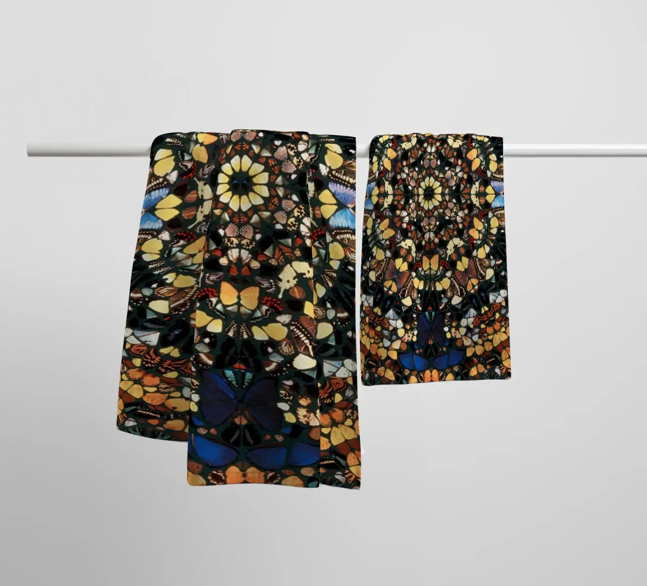 Farfalla di Damien Hirst asciugamano da bagno da Romeyoprints