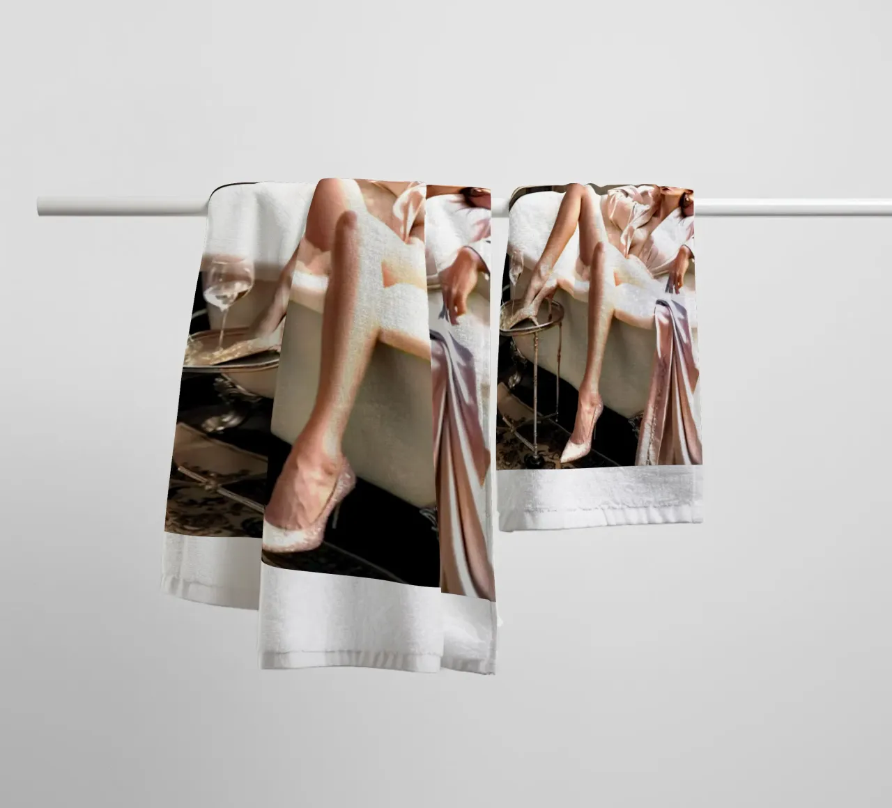 Femme dans la baignoire serviette de bain de BlogSawoo