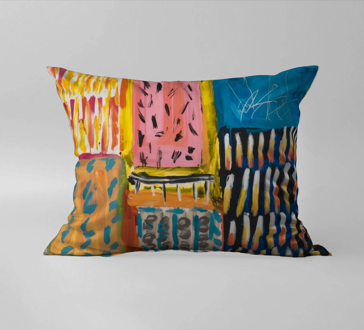 Patchwork a tinte mosaico cuscino da Sublime Layers