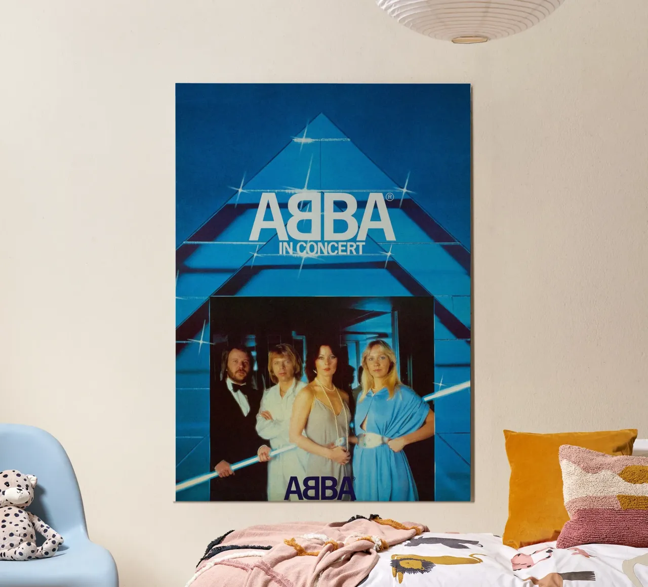 Ritorno al ritmo degli ABBA poster con telaio in plastica da buky
