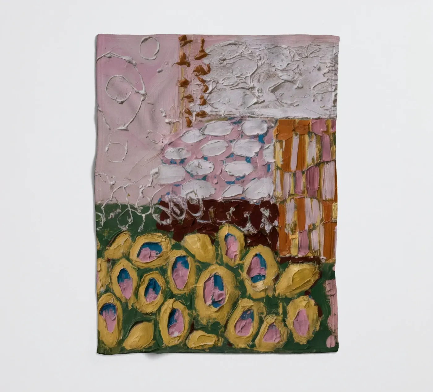 Irdene Blütenhügel Fleecedecke von Sublime Layers