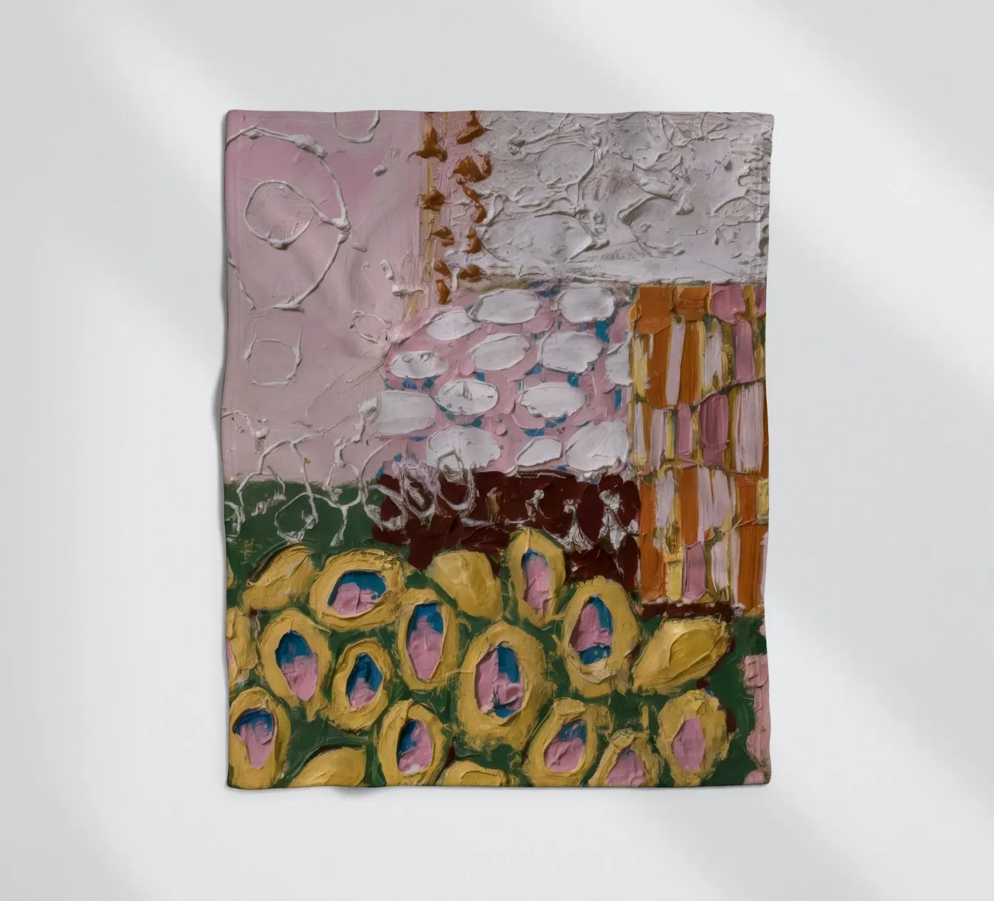 Irdene Blütenhügel Fleecedecke von Sublime Layers