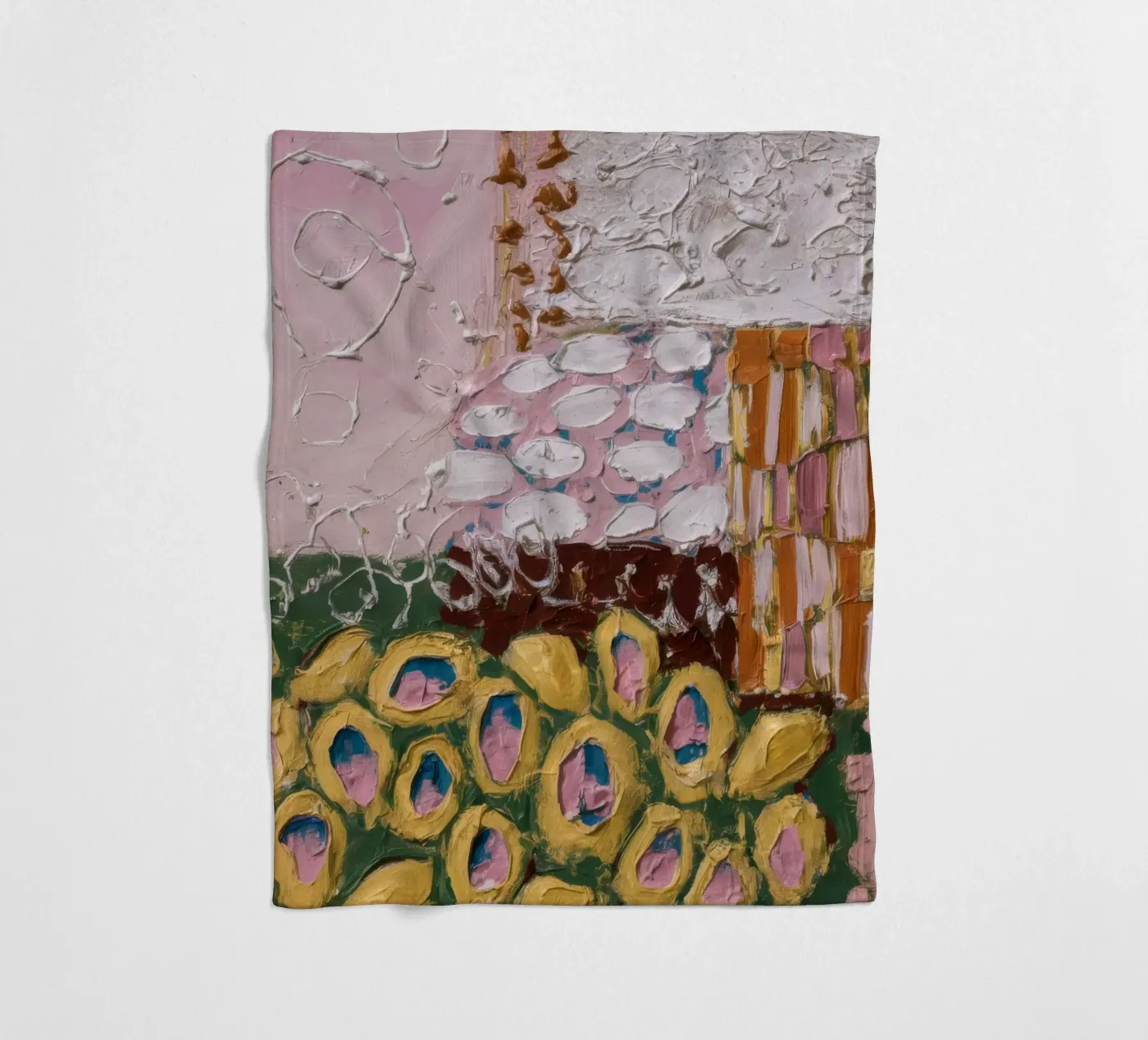 Irdene Blütenhügel Fleecedecke von Sublime Layers