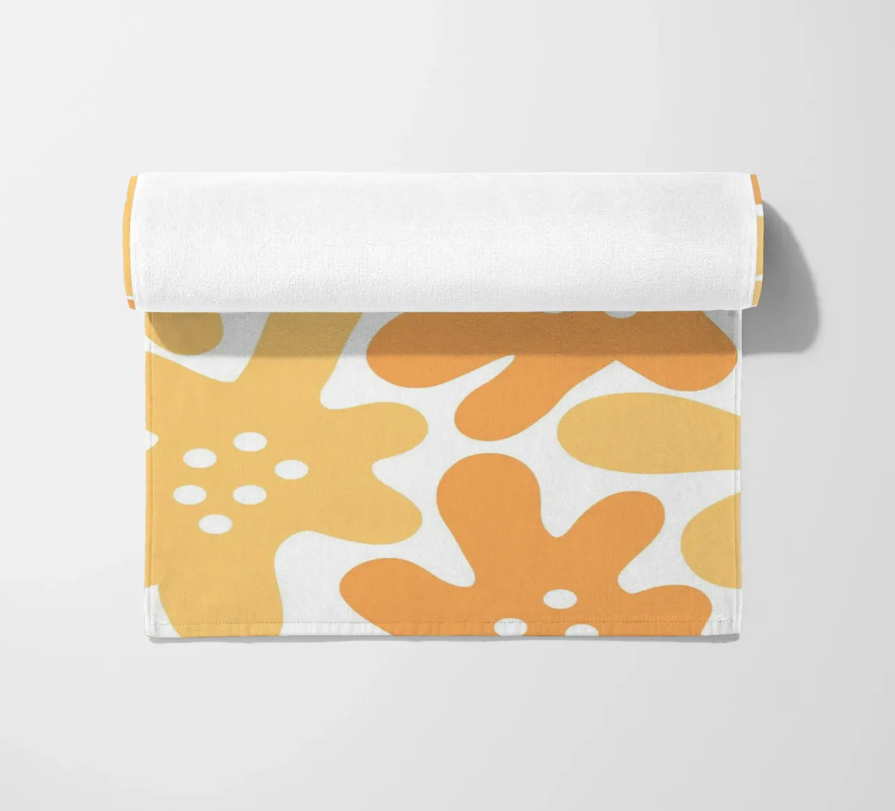 Flower Power minimalista in arancione e giallo telo mare da Happy Littles