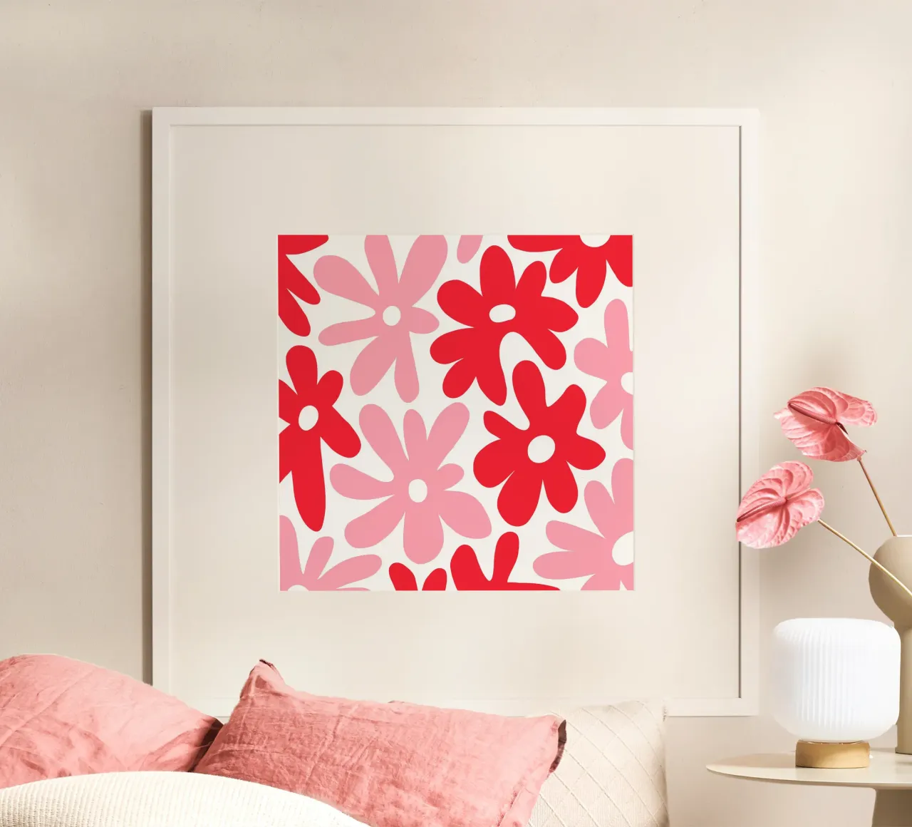 Potere floreale minimalista in rosso e blush poster con telaio in legno da Happy Littles