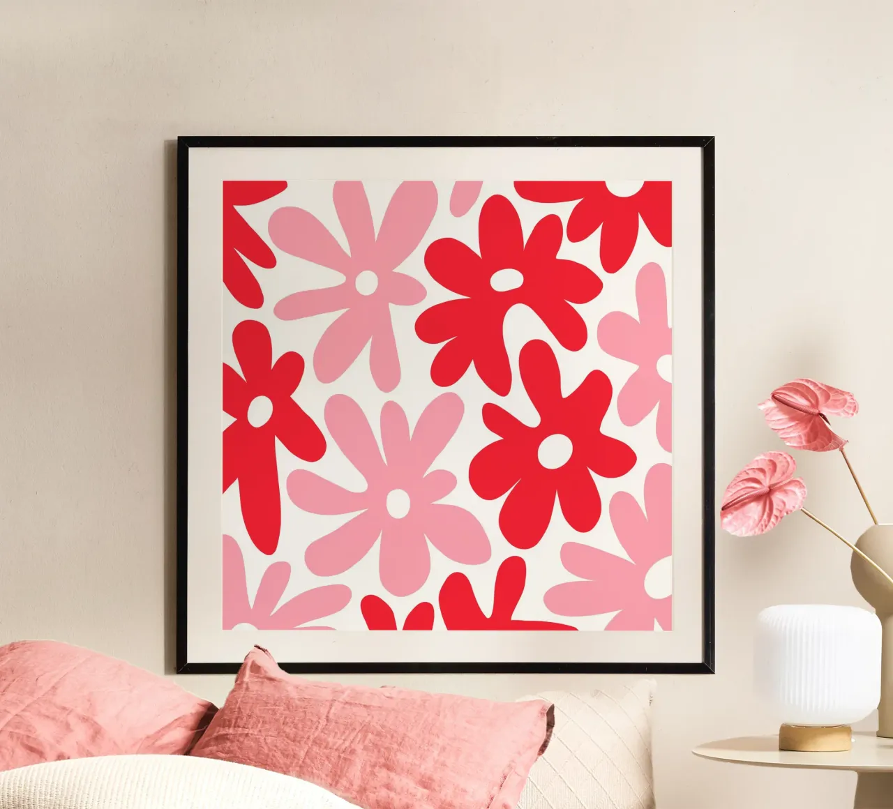 Potere floreale minimalista in rosso e blush poster con telaio in legno da Happy Littles