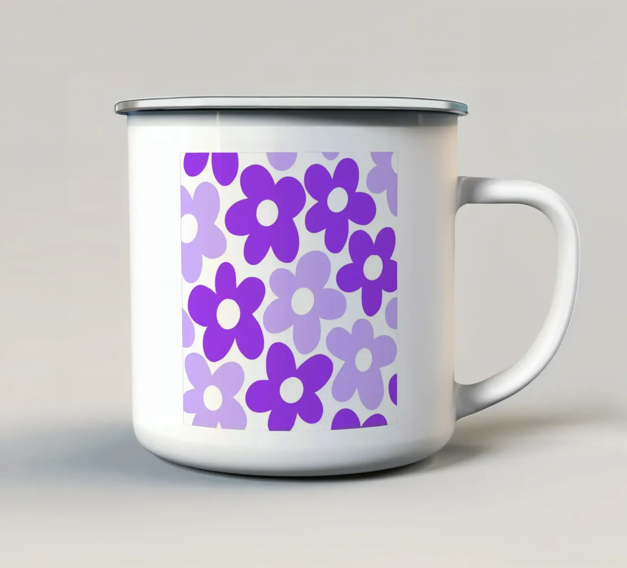 Potere floreale minimalista in viola e lilla tazza in smalto da Happy Littles