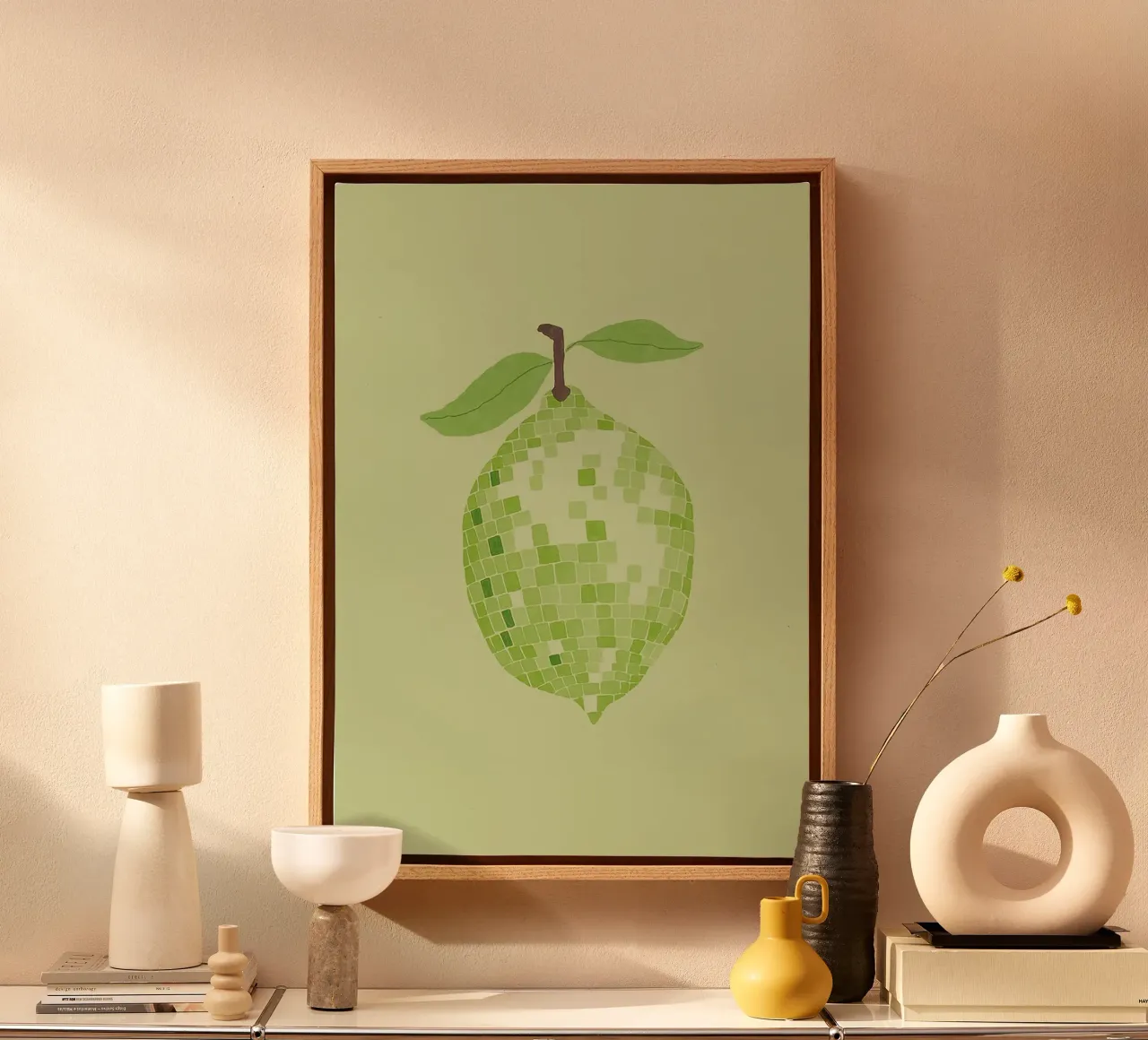 Disco Ball Lime tela con Cornice a cassetta da Attaboy Dsgn