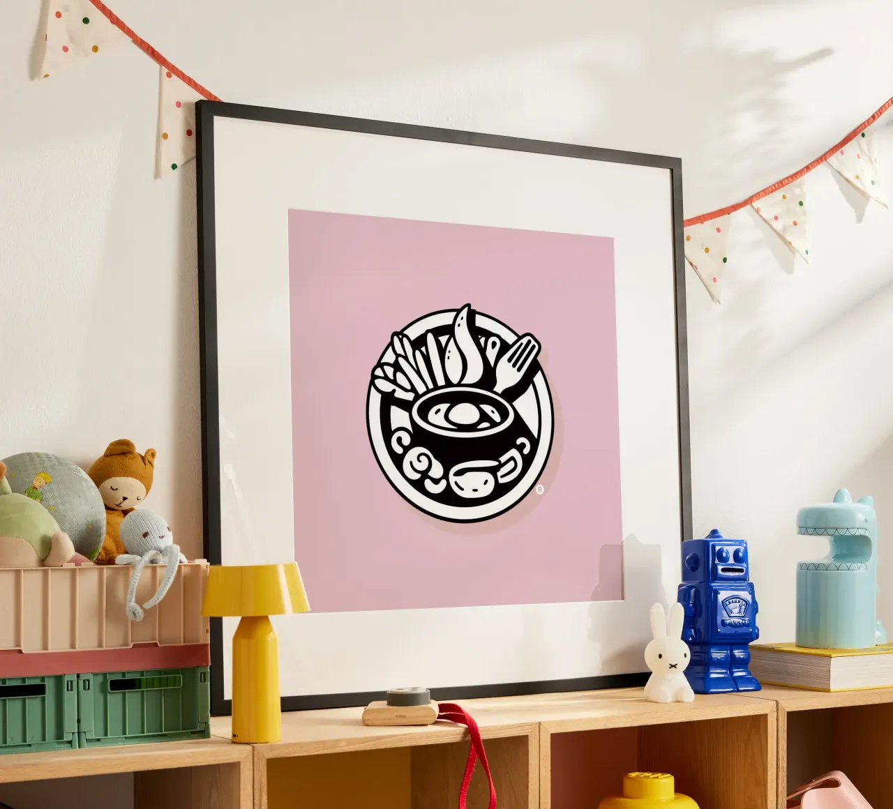 Una vivace ciotola di ingredienti misti con verdure fresche poster con telaio in plastica da DesignDoodle