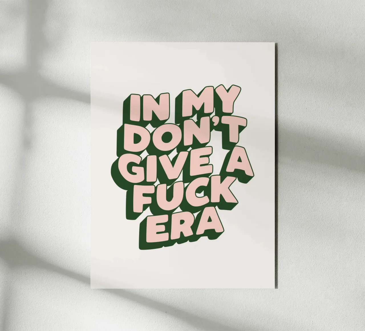 Nel mio design tipografico sarcastico dell'era Don't Give a Fuck alluminio dibond da THE MOTIVATED TYPE
