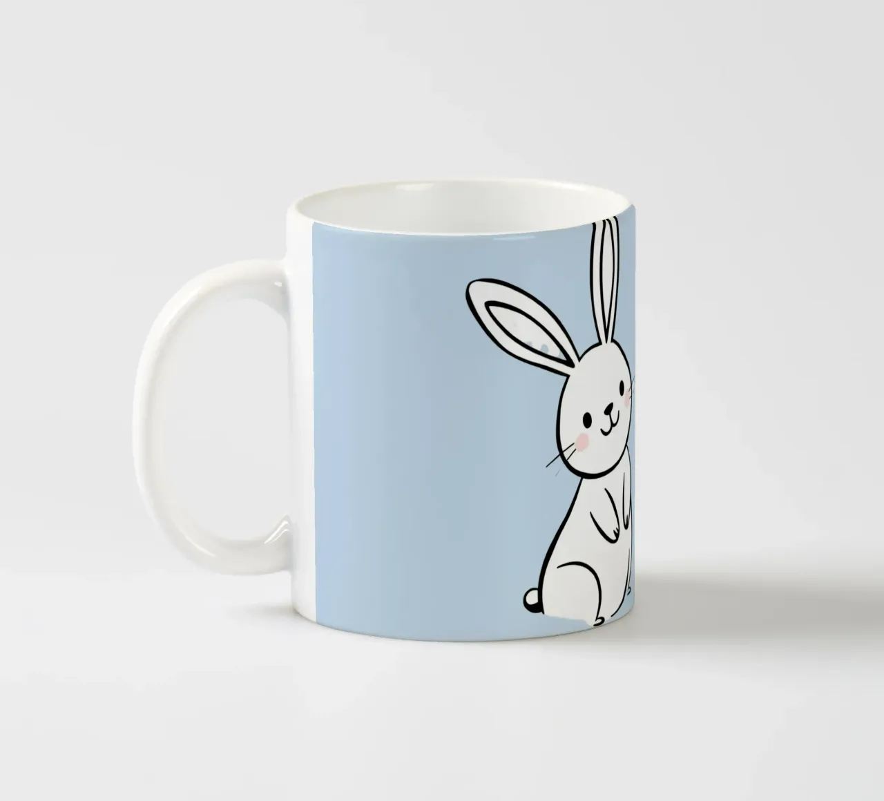 Due adorabili conigli in piedi insieme in una simpatica opera d'arte tazza in ceramica da DesignDoodle