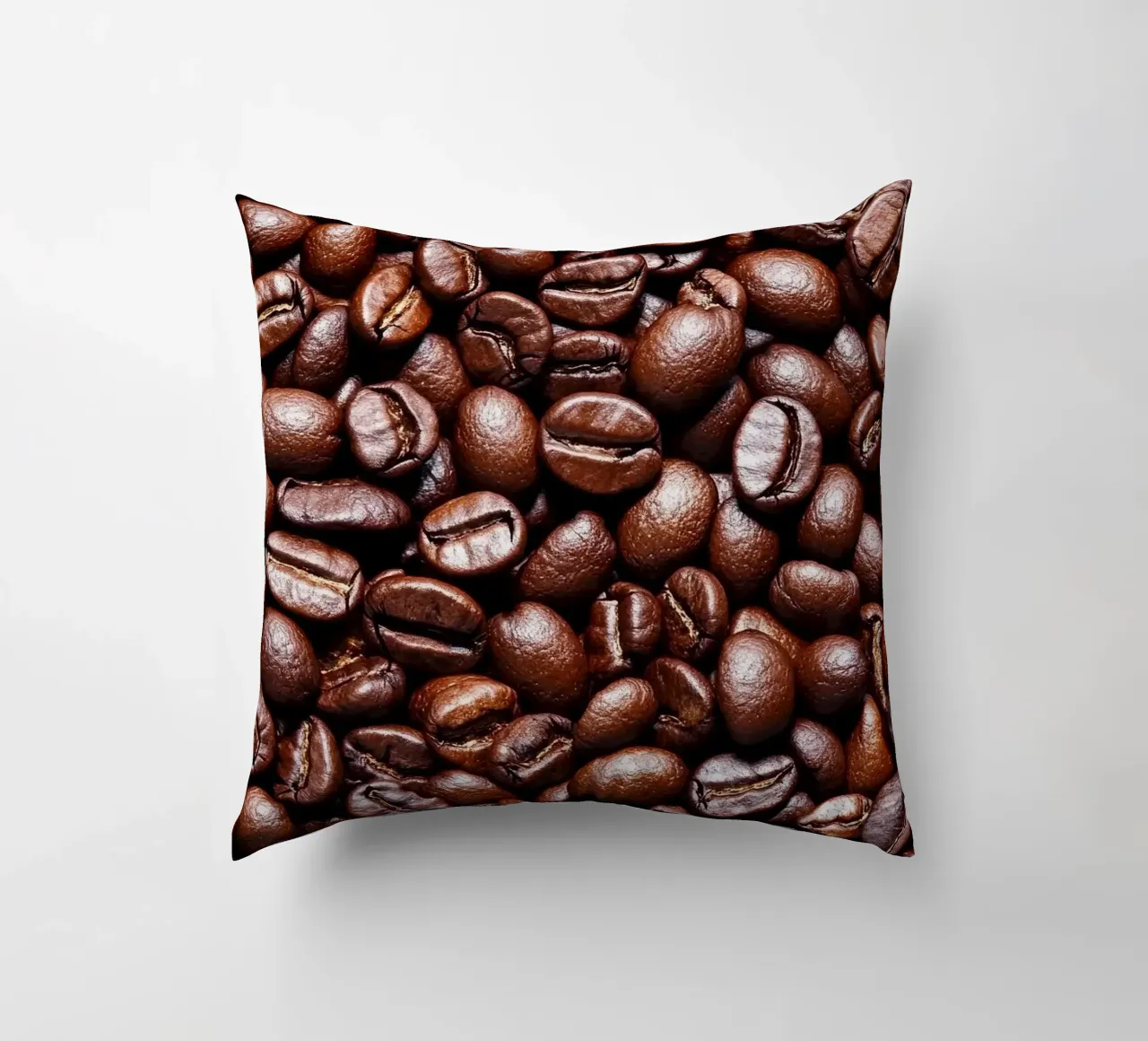 caffè in grani cuscino da Luke Yaeger