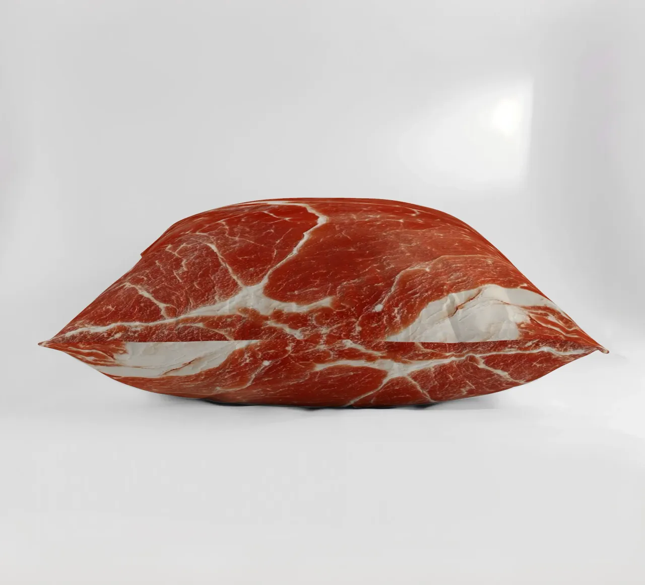 manzo crudo cuscino da Luke Yaeger