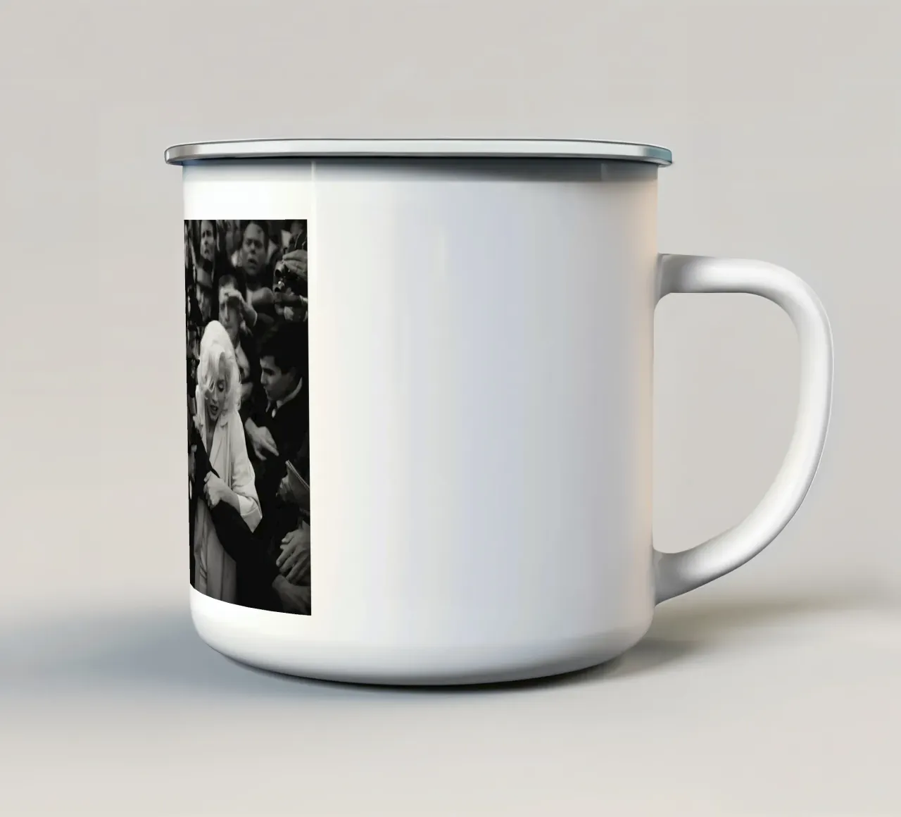 ana de armas bionda tazza in smalto da Danielshop