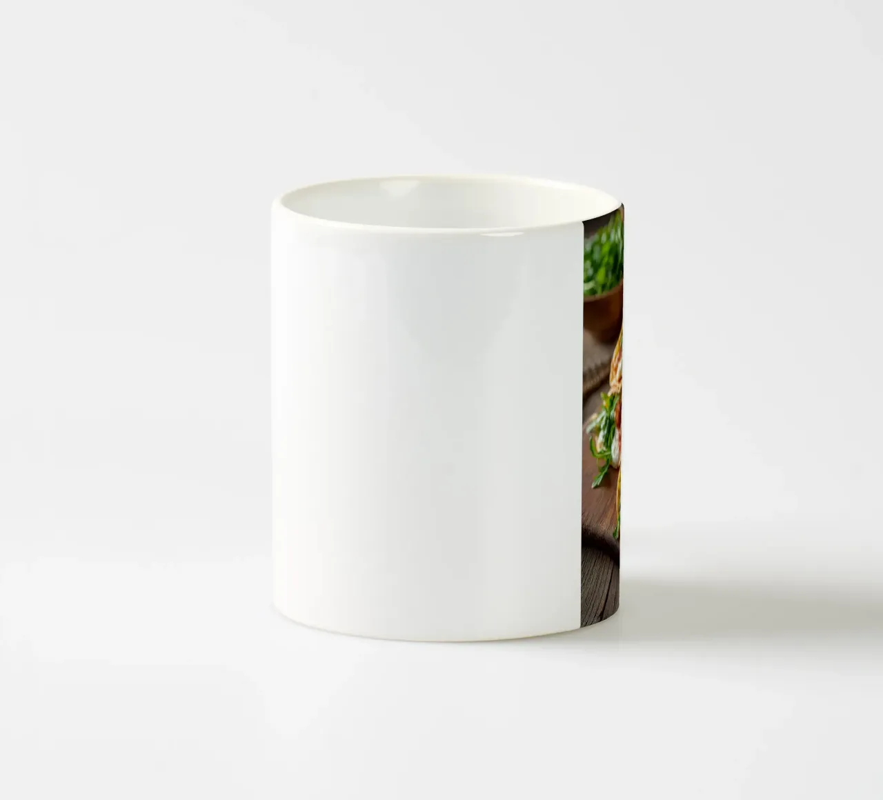 prosciutto tazza in ceramica da Luke Yaeger