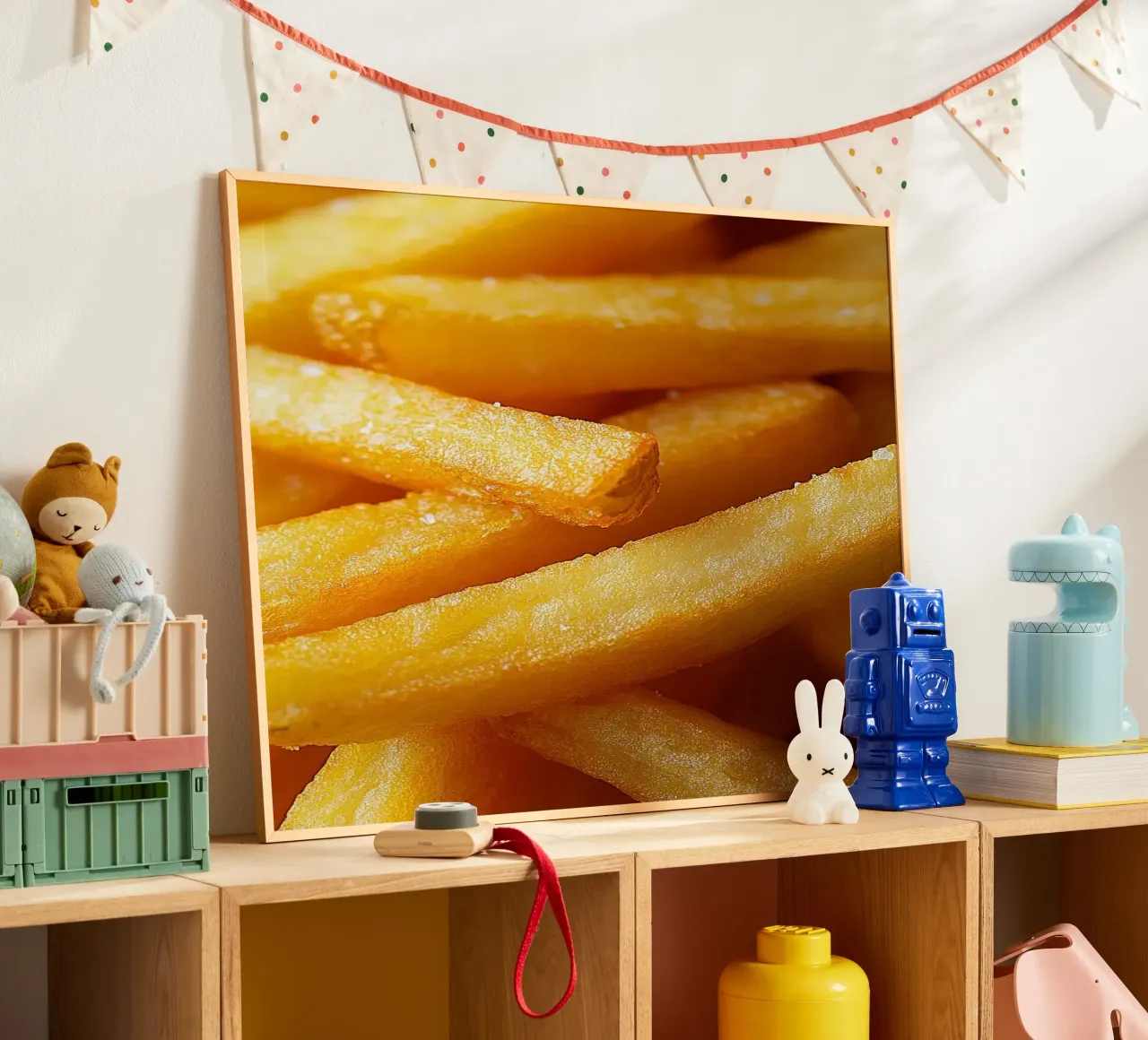 amico fritto poster con telaio in legno da Luke Yaeger