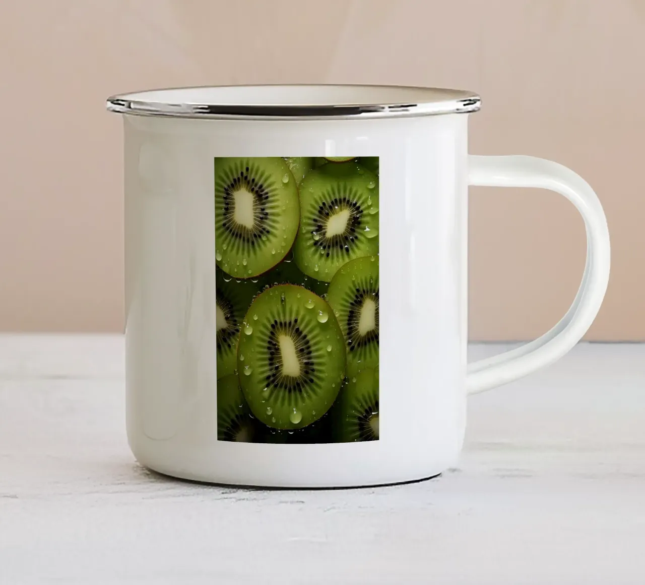 kiwi tazza in smalto da Luke Yaeger