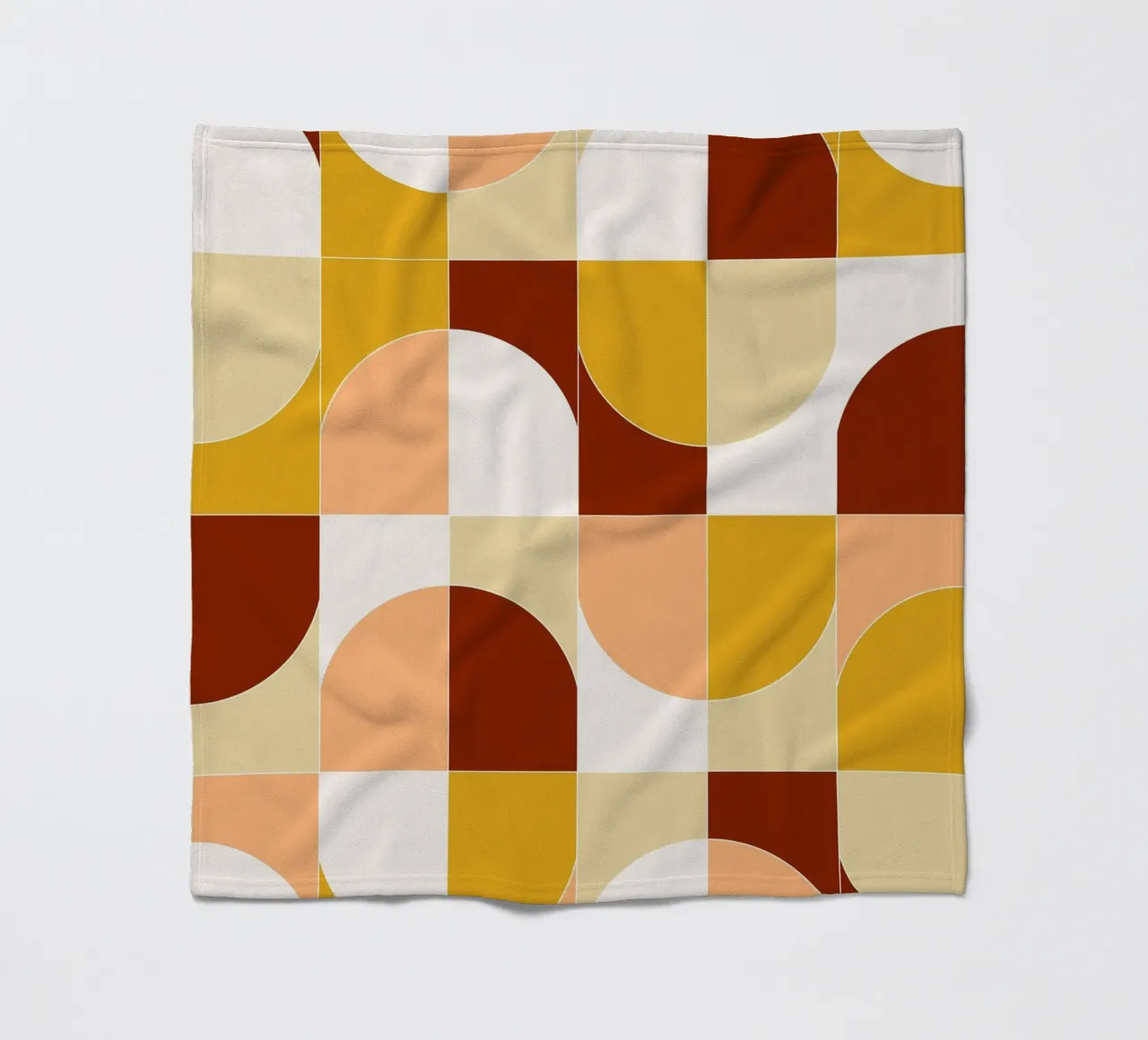 Bold Geo Tiles 03 coperta in pile da designdn